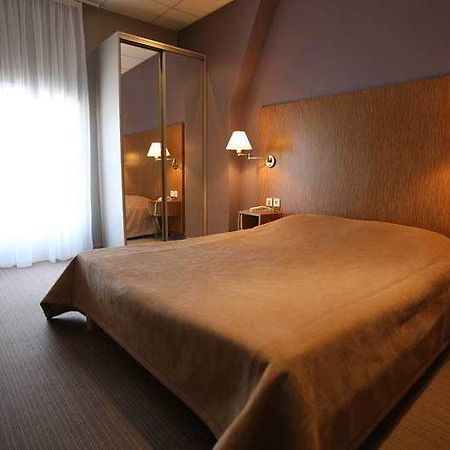 Hotel Cap Vert Saint-Affrique Kültér fotó
