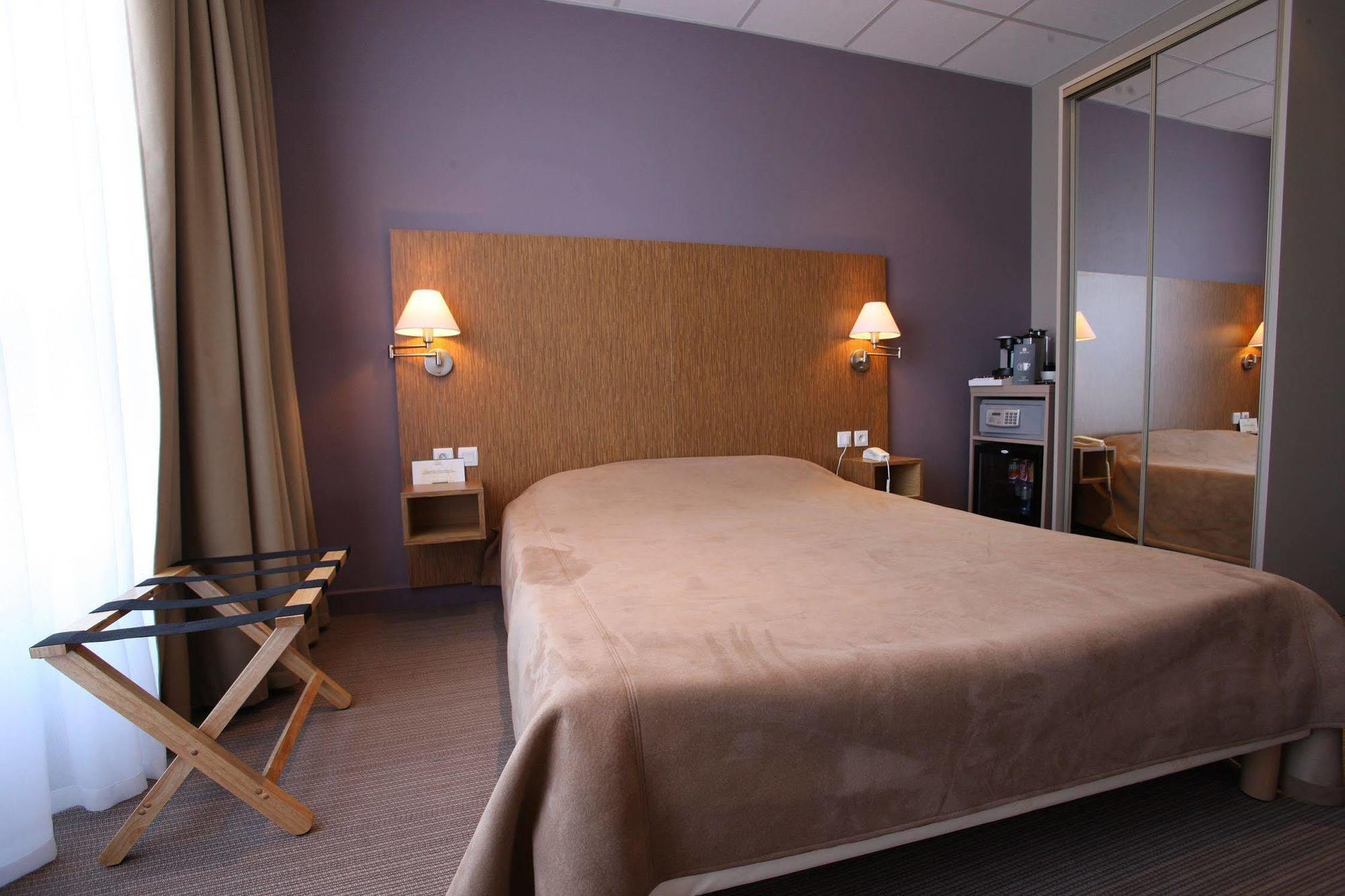 Hotel Cap Vert Saint-Affrique Kültér fotó